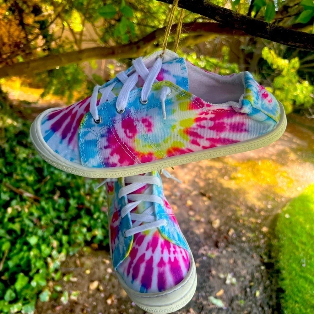 NWT- Wonder Nation Tie-Dye Women’s Sneakers